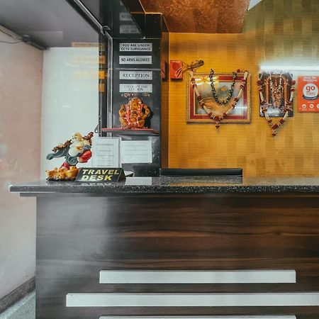Hotel S L E Residency Varanasi Exteriör bild