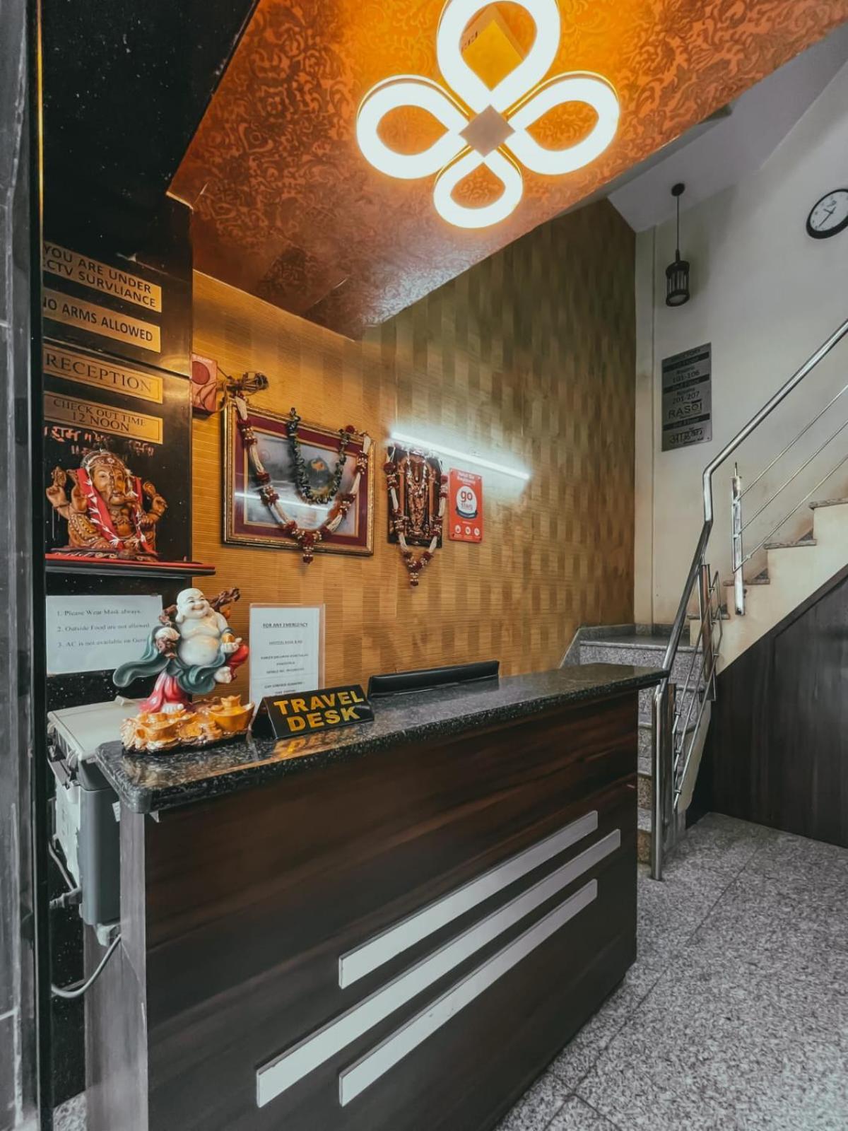 Hotel S L E Residency Varanasi Exteriör bild